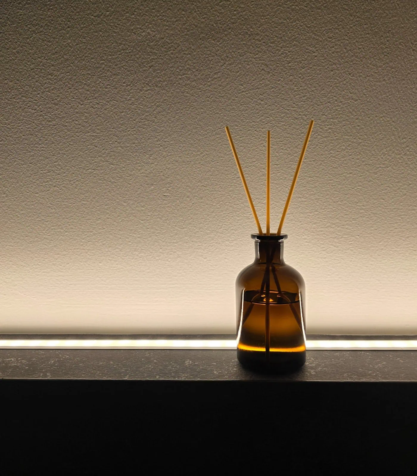5 ขั้นตอนสร้างแบรนด์ “ก้านไม้หอม” (Reed Diffuser) เริ่มต้นอย่างไรให้ขายดี?